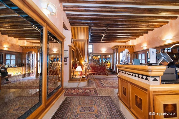 Messner Palace image 12